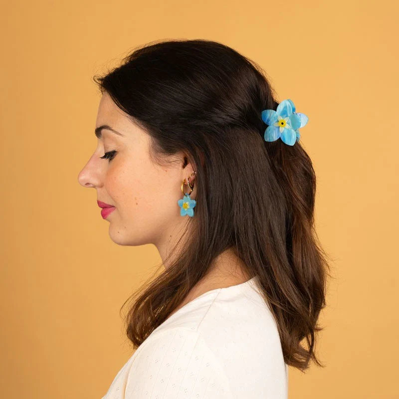 Forget-me-not hair claw