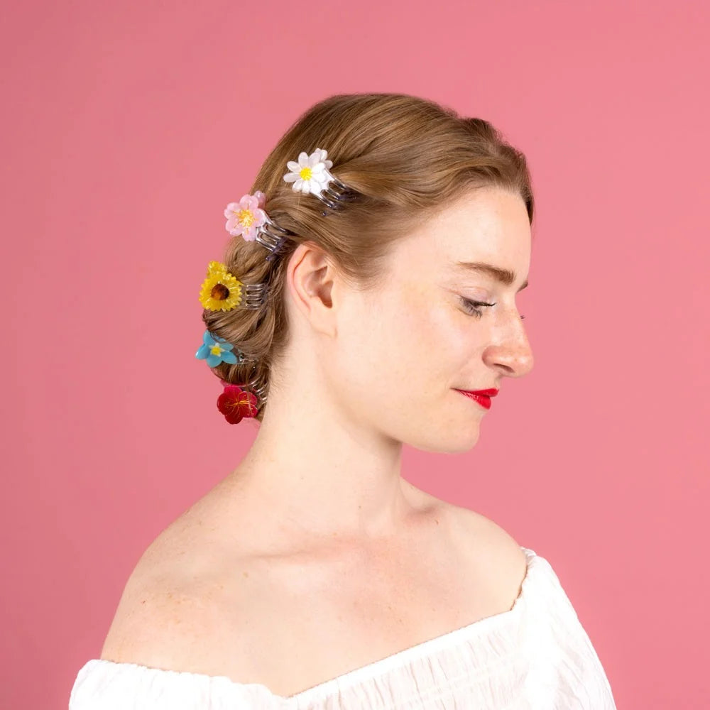 Forget-me-not hair clip