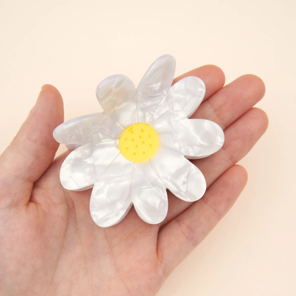 Daisy Hair Claw