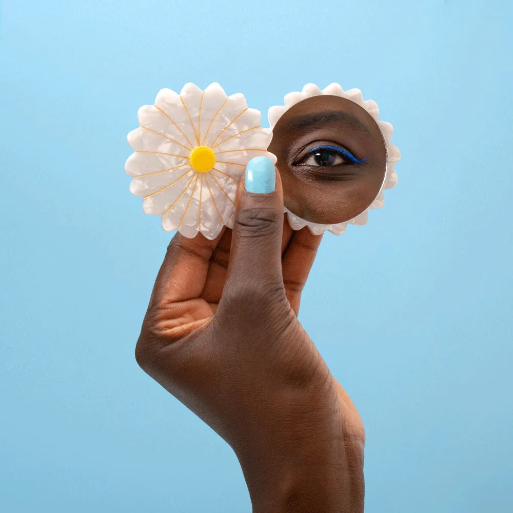 Daisy Mirror
