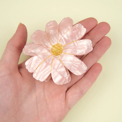 Cosmos Big Hair Claw